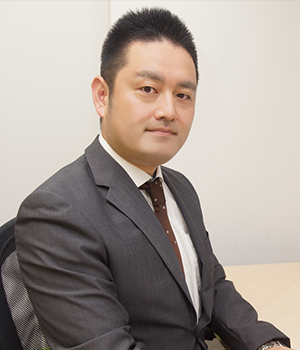 代表取締役　堀 優作